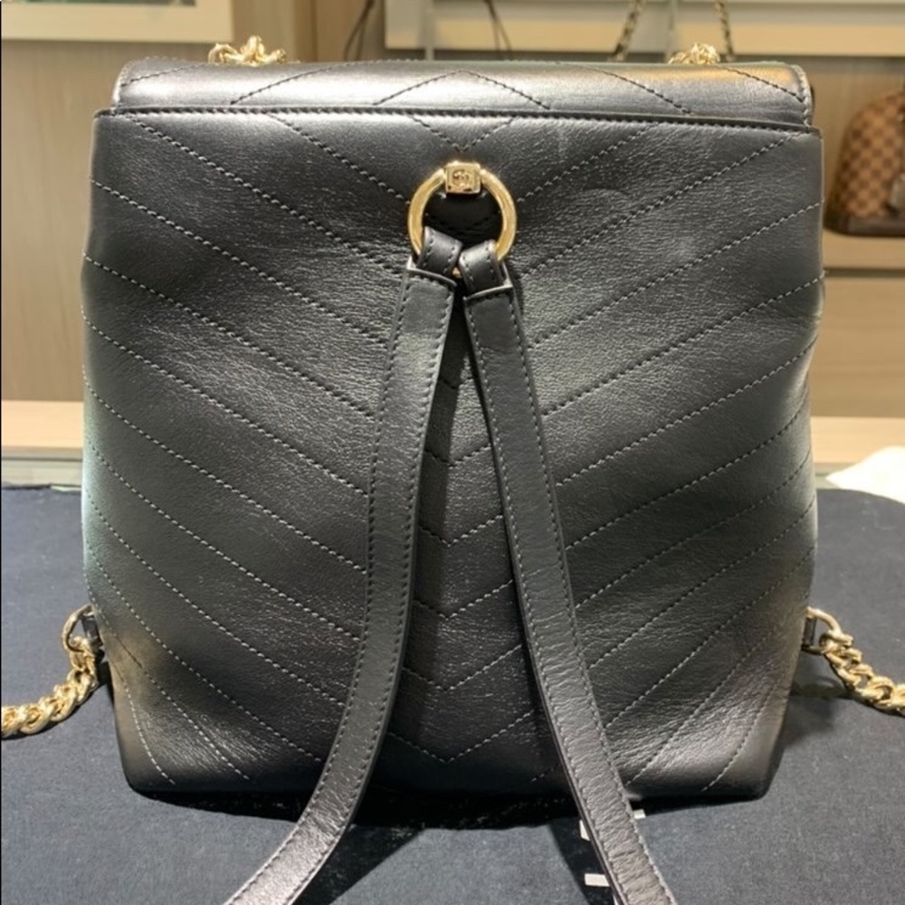 ‼️SOLD‼️ 18B Black Calfskin Backpack Gold Hardware - Picture 4 of 16